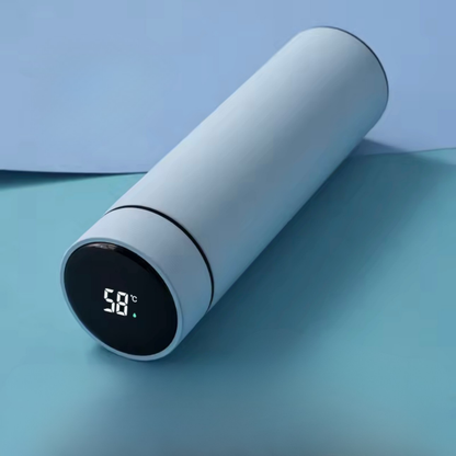 Smart thermal bottle with temperature display