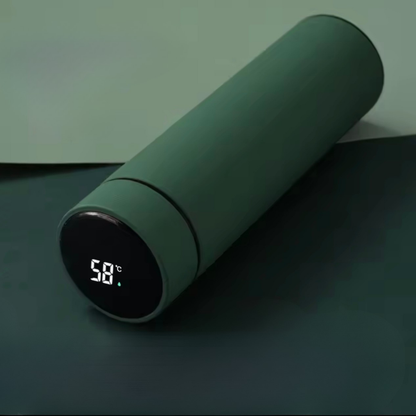 Smart thermal bottle with temperature display
